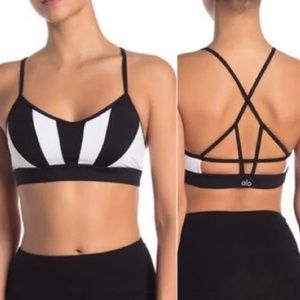 Alo Yoga | Strappy Sports Bra